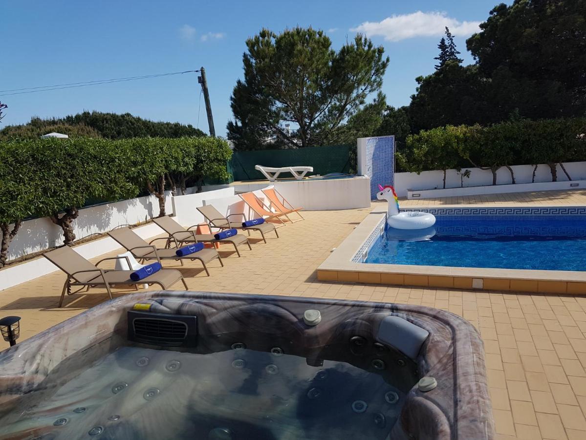 Sunset Villa By Laranjal Rentals Olhos de Agua  Zewnętrze zdjęcie