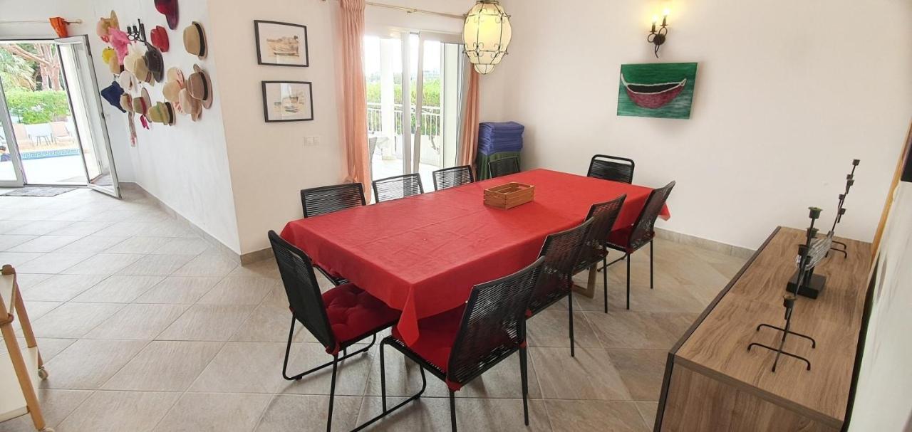 Sunset Villa By Laranjal Rentals Olhos de Agua  Zewnętrze zdjęcie
