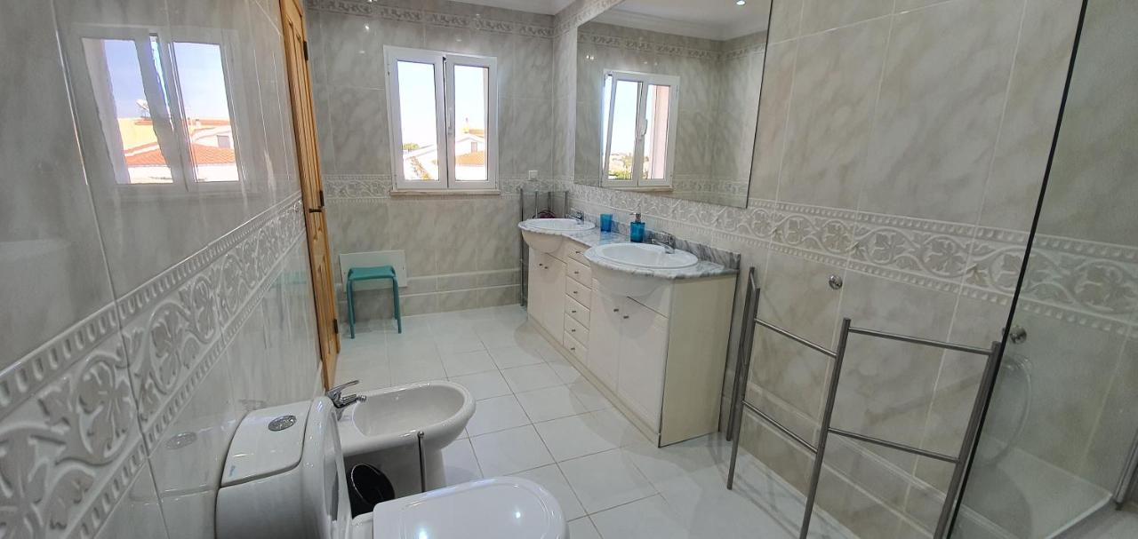 Sunset Villa By Laranjal Rentals Olhos de Agua  Zewnętrze zdjęcie