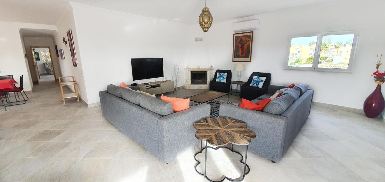 Sunset Villa By Laranjal Rentals Olhos de Agua  Zewnętrze zdjęcie